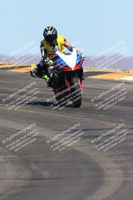 media/Apr-14-2024-SoCal Trackdays (Sun) [[70f97d3d4f]]/4-Turns 9 and 10 (1010am)/